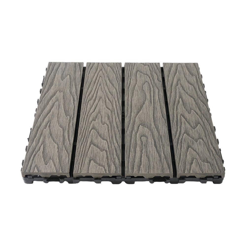 Første generasjon 3D-preget terrassebord