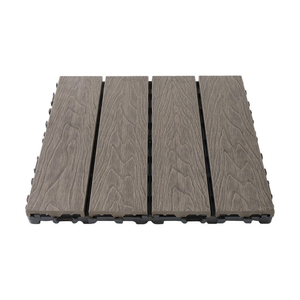 Første generasjon 3D-preget terrassebord